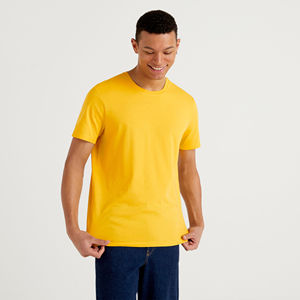 Camiseta de algodón 100% de alta calidad para hombre en 10 colores Opciones de ropa deportiva para hombre Camiseta de algodón transpirable al por mayor para hombre - Product Image 1