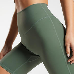 Pantalones cortos de motorista para mujer con impresión de logotipo personalizado OEM Fit tela transpirable para entrenamiento de gimnasio y Fitness Etiqueta Privada - Product Image 3