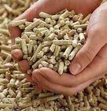 NUEVO PRODUCTO Briquetas de madera para sistema de calefacción, bolsas de 15 kg, ceniza 0.5%, 4600J de calorías, producidas y empaquetadas según lo necesario - Product Image 2