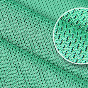 Uniforme de basket-ball pour hommes Logo personnalisé Léger Respirant Confortable Maillot sans manches Shorts Vêtements de sport personnalisés - Product Image 5