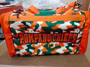 กระเป๋าแบบกำหนดเองสีเหลืองกลิตเตอร์สำหรับทีม กระเป๋าเป้สะท้อนแสงสำหรับชมรมเชียร์ลีดเดอร์และสตูดิโอเต้นรำ กระเป๋าเชียร์สีทองสำหรับเด็กผู้หญิง - Product Image 3