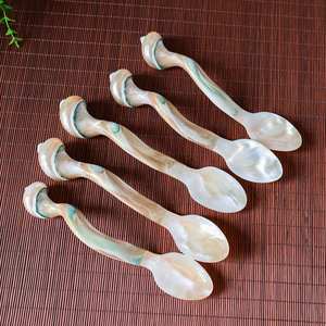 Elegance Pearl Spoon Design Cuchara de servicio de acero inoxidable de calidad superior para café Té para fiestas Bodas - Product Image 2