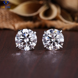 8.02 TDW Round Brilliant Stud Boucles d'oreilles Labgrown HPHT/CVD Diamond VS1 Clarity IGI Certified 18K Gold with VS1 Clarity Jewelry - Product Image 1
