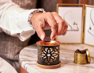 Quemador de incienso Duhkni de latón completo de Metal exclusivo de tendencia superior en quemador Bakhoor 3 en uno con diseño en relieve pulido transparente - Product Image 4