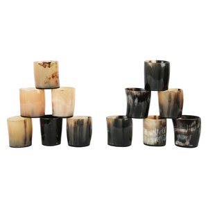 Nouveau Moderne Petite Bière Polie Boire Corne De Buffle Verre À Liqueur Fabricant Table Top Corne Verre En Gros Exportateur - Product Image 1