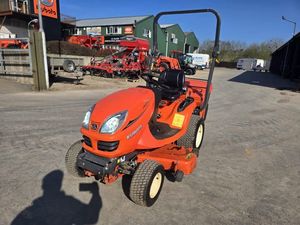Tondeuse autoportée Kubota GR2120 d'occasion en bon état - Product Image 1