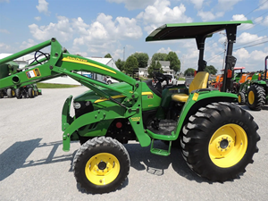 Tractor John Deeere 4120 bastante usado para tractores John for Deeere en venta - Product Image 3
