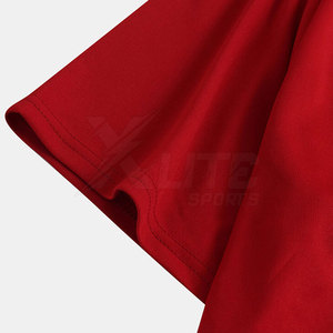 Camiseta Heritage de Alta Calidad, Cómoda para el Verano, Ropa Casual de Calle y Atuendos Diarios - Product Image 4