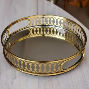 Plateau de service en métal doré de grande qualité avec accent doré antique, pour la cuisine, la vaisselle, les collations, les biscuits - Product Image 4