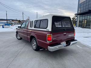 Oferta con Descuento, Mazda B2600i LE-5 Usada de 1992, Bajo Kilometraje - Product Image 5