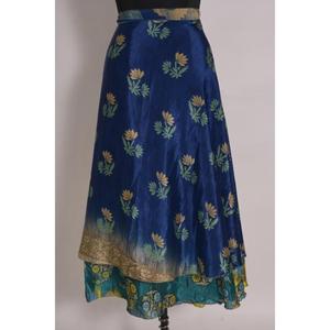 Jupe portefeuille magique à 2 couches pour femmes Robe de soirée Boho en soie d'art réversible, jupe indienne imprimée en soie poly faite à la main - Product Image 2