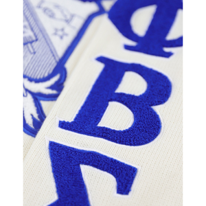 Phi Beta Sigma Suéter con cuello en V Azul marfil HBCU Ropa de fraternidad griega 30 Lana 70 Acrílico Chenille Bordado Punto Ropa griega - Product Image 4