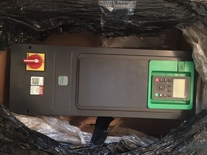 Nuevo Motor de CA Original ATV950D30N4 480VAC Construcción de Cobre y Plástico Uso en Equipos Electrónicos 1 Año de Garantía Nuevo en Existencia - Product Image 5