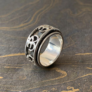 <b>Silver</b> Om <b>Spinner</b> Fine Jewelry <b>Ring</b> (11.0 Grams) Vintage Style Geometric Pattern 10mm Stone Invisible Setting for Everyday Wear - Product Image 1