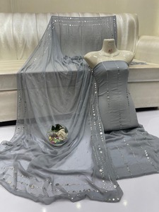 SSUMAIRA Vestidos tradicionales pakistaníes de moda Diseño elegante Vestido de lujo sin costuras Mukesh Work Camisa de gasa de 2 piezas y Dupatta - Product Image 4