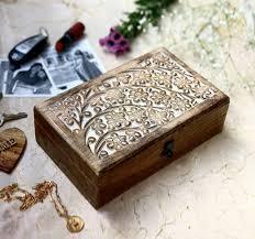 Boîte de rangement en bois rectangle faite à la main de luxe avec caractéristiques écologiques de travail de sculpture - Product Image 2