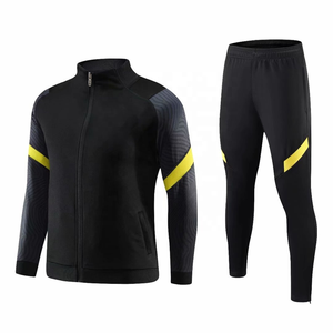 Ensemble de survêtements streetwear personnalisés de haute qualité pour hommes : pantalon et sweat à capuche empilés, idéal pour l'hiver - Product Image 1