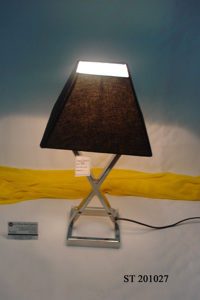 โคมไฟตั้งโต๊ะสแตนเลสสำหรับบ้านสำนักงานเฉดสีโลหะอุปกรณ์ที่ได้รับการรับรอง - Product Image 5