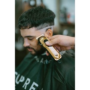 Tondeuse à barbe sans fil professionnelle avec lames en acier inoxydable, étanche IPX7, réglable, USB/électrique, pour usage domestique et hôtelier (US) - Product Image 3