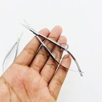 Ciseaux de manucure droits avec logo personnalisé / Ciseaux à cuticules russes en acier inoxydable à ressort / Ciseaux à ongles extra-affûtés pour nail art