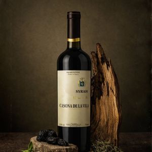 Casona de la Villa Vin Rouge 100% Syrah 13% ABV 4 Mois de Maturation en Chêne Vin Blanc Espagnol 750ml - Product Image 2