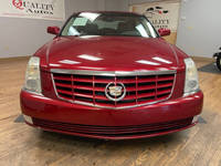 Vente en gros : Cadillac DTS Premium Collection 2011, berline 4 portes, entièrement équipée, cuir, entrée sans clé à l'arrière, conduite à gauche, non fumante