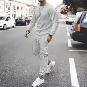 OEM Sur mesure Écologique Grande taille Ensemble de jogging et de sport pour homme 100% Coton Sans couture Anti-plis Coupe-vent Séchage rapide Hiver - Product Image 3