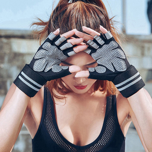 Gants de fitness d'haltérophilie avec logo personnalisé pour hommes et femmes, Offre Spéciale d'entraînement sportif - Product Image 4