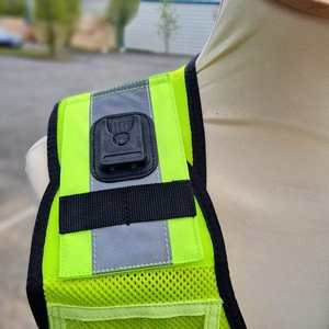 Chaleco DE SEGURIDAD reflectante de trabajo de construcción de alta visibilidad al por mayor chalecos de seguridad de poliéster de malla con logotipo personalizado - Product Image 4