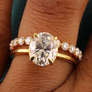 Oval Cut Diamond Unique Style Bridal <b>Set</b> <b>For</b> <b>Women</b> - Product Image 5