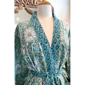 Bata de Baño Estilo Kimono Clásico para Mujer, Tejido Suave, Cintura Elástica con Botones y Cordón Ajustable para Verano, Talla Única Personalizable - Product Image 1