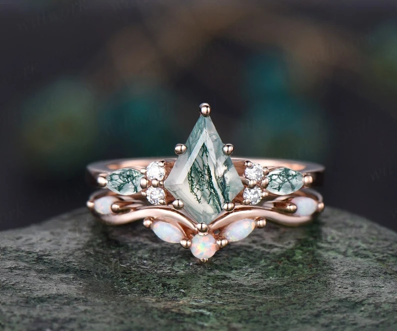 เช่นเดียวกับรูปภาพ