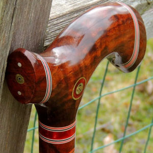 Canne en bois réglable à prix rustique avec plusieurs nœuds Bâton de marche en bois solide pour les aînés par Standard International - Product Image 1