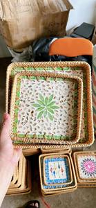Hermosa bandeja de ratán hecha a mano, práctica para cualquier espacio, bandeja de ratán duradera natural, artículo de decoración para el hogar de Vietnam - Product Image 6