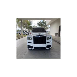 Rolls-Royce con opciones de bordado personalizadas para reposacabezas y molduras - Product Image 3