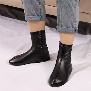 Chaussettes d'hiver en cuir Chaussettes d'hiver en cuir véritable de couleur simple pour hommes et femmes - Product Image 6