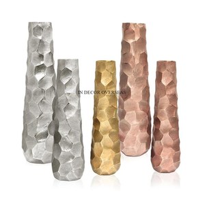 Cada Tipo de personalización disponible Diseño de lujo único Textura Florero de metal de alta calidad estándar de proveedor indio - Product Image 1