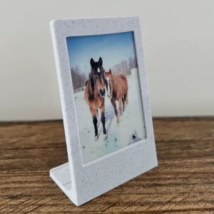 Cadre photo en marbre naturel fait à la main, gravé au laser, poli, forme personnalisée, décoration de luxe pour la maison, le bureau, élégant pour - Product Image 1