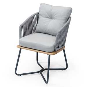 Silla de comedor de estilo nórdico refinado con marco de aluminio y cojín suave para la elegancia del comedor del hogar atemporal - Product Image 3