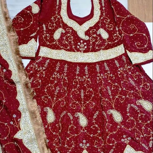 Designer moderne non cousu brodé à la main belle tenue de fête de qualité supérieure costumes indien mode avant style traditionnel soie - Product Image 1