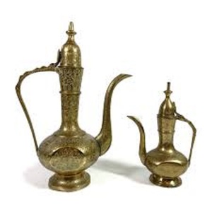 Ensemble de Silapchi en laiton arabe avec support - Product Image 1