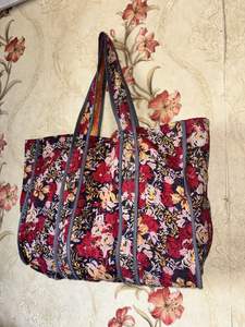 Sac fourre-tout Kantha en coton indien vintage pour femmes, grand sac à bandoulière décontracté, sac à provisions Kantha avec doublure en toile durable, vente en gros - Product Image 5