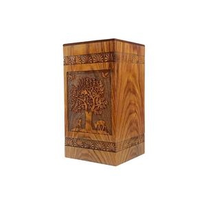 Urne de crémation pour animaux de compagnie en palissandre indien teck fait à la main exquis décor à la maison en bois gravé modèle motif boîte de rangement incluse - Product Image 1
