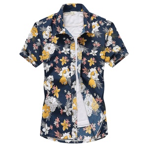Chemise décontractée légère pour homme à manches courtes, coupe ample, en sergé tricoté, à double boutonnage, imprimé floral hawaïen tropical, idéale pour l'été et la plage - Product Image 1