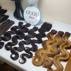 Perruques sans colle super doublement dessinées Paquets de vague de corps de cheveux humains vietnamiens bruts Remy avec fermeture pour femmes noires - Product Image 4