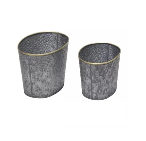 Latest Galvanized Pot and Planters With Wooden Handle New Design Metal <b>Plant</b> Pot for Garden Decoration New Metal Flower Pot - Product Image 4
