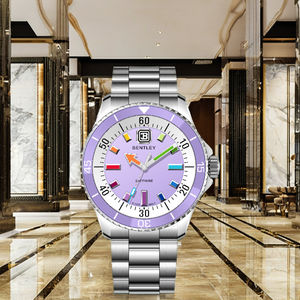 Reloj de cuarzo inspirado en el casino, banda duradera de acero inoxidable de 22mm, atrevido con estilo visual esfera de cristal, pantalla de puntero de ventana - Product Image 1