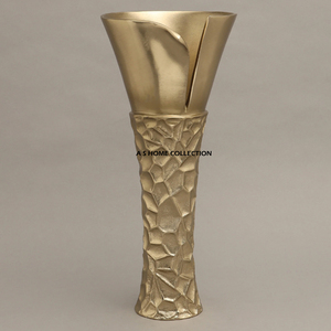Jarrón Alto de Metal Dorado de Calidad Superior, Nuevo Diseño de Hojas, Decoración de Mesa para Bodas, Jarrones de Flores a Precio de Mayorista - Product Image 4