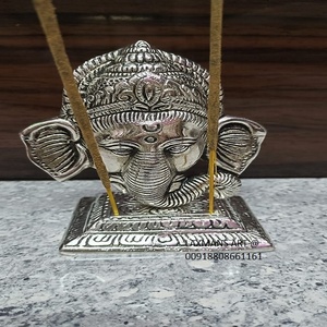 Modèle Ganesh Bâtons d'encens en métal Brûleurs d'encens en aluminium Porte-encens en métal Vente en gros d'Inde - Product Image 2