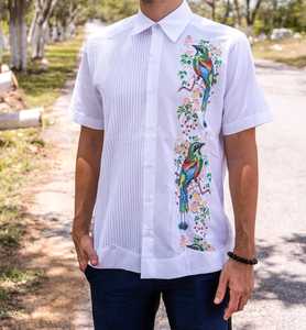 Camisa de manga corta bordada para hombre, camisa tradicional maxican con bordado floral, de estilo formal, guayabra, nueva - Product Image 3